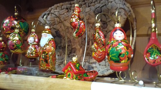 Ариель фабрика стеклянных елочных украшений